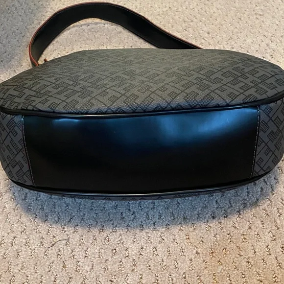 Tommy Hilfiger Dark Gray Patterned Shoulder Bag NWOT - Picture 4 of 4